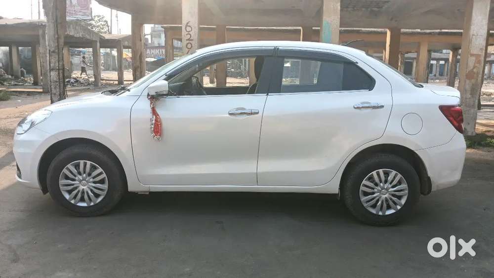 Maruti Suzuki Dzire 2020 Petrol 43528 Km Driven
