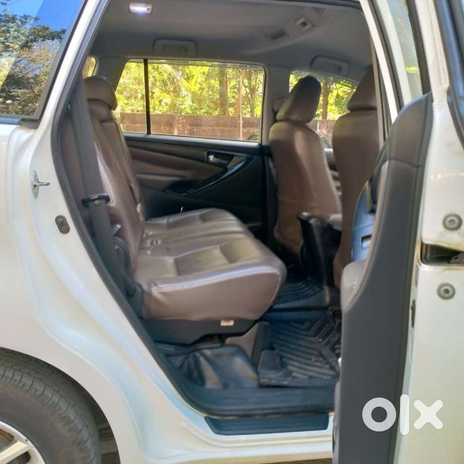 Toyota Innova Crysta 2.8 Gx At 8 Seater, 2019, Diesel