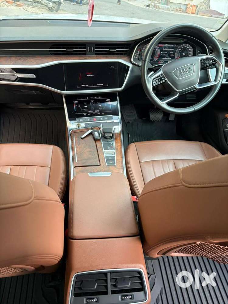 Audi 2022 Petrol Automatic - Superb