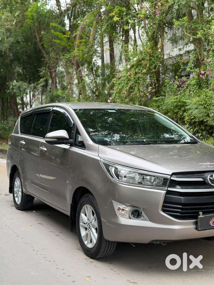 Toyota Innova Crysta 2.4 Gx Mt 8s, 2016, Diesel