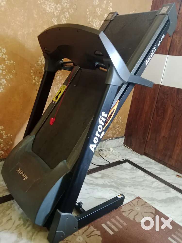 Treadmill Aerofit Af 418 UNUSED AEROFIT AF-418 TREADMILL Gym