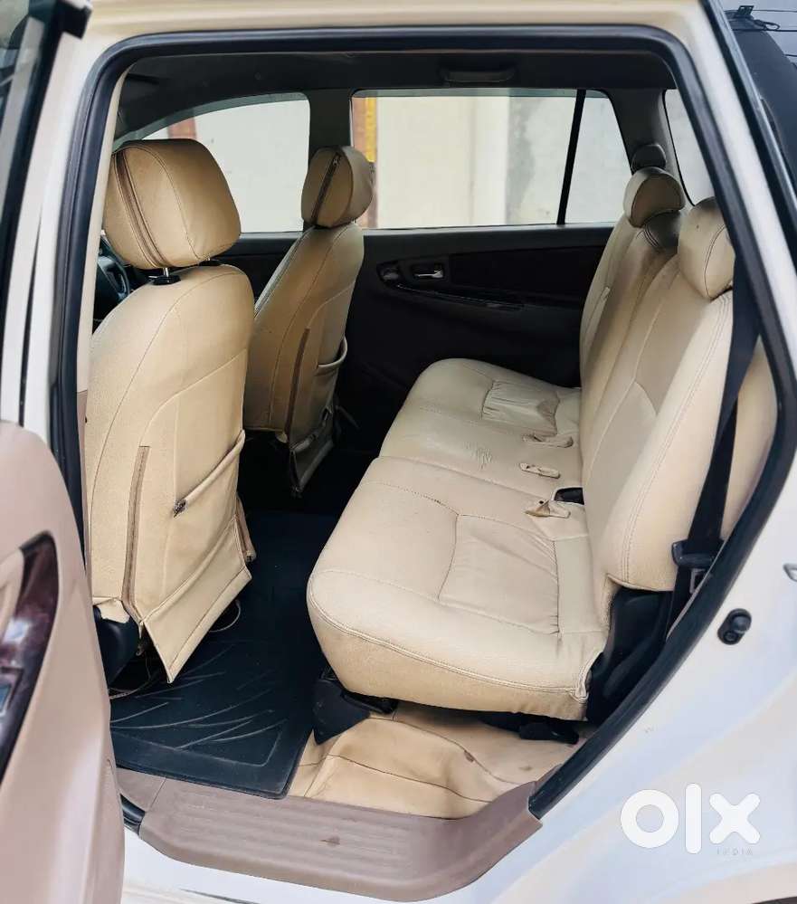 Toyota Innova Diesel 2015 Car