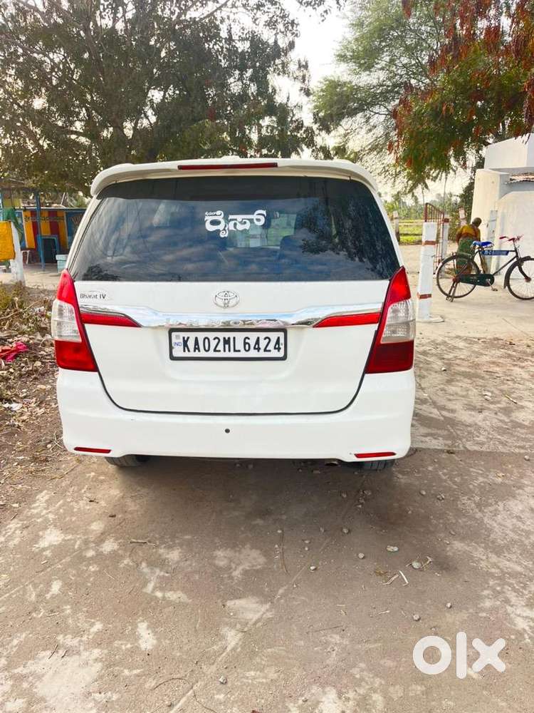 Toyota Innova 2016 Diesel Well Maintained