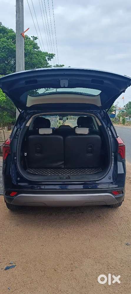 Xuv 700 Ax5 7 Seater Good Condition