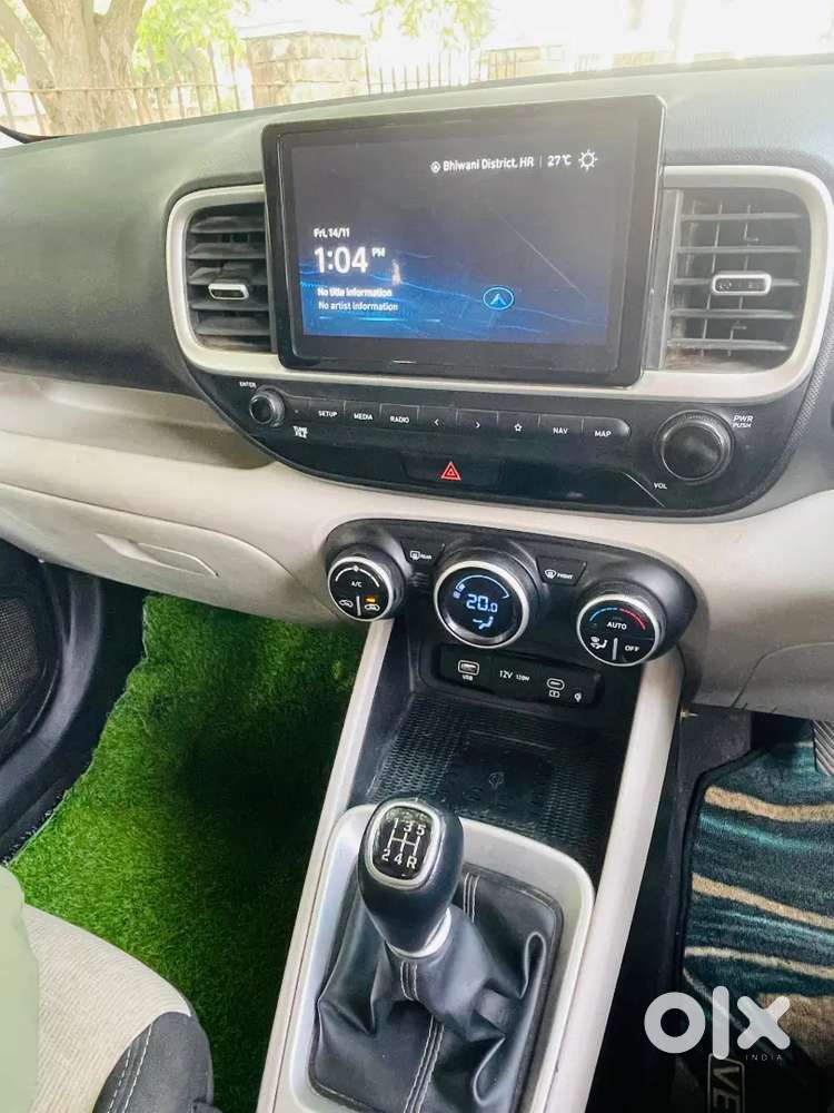 Venue Sx 2023 August Petrol Cng
