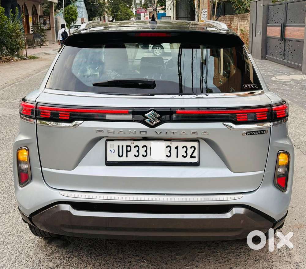 Maruti Suzuki Grand Vitara 1.5 Zeta Plus Dual Tone Intelligent Hybri..