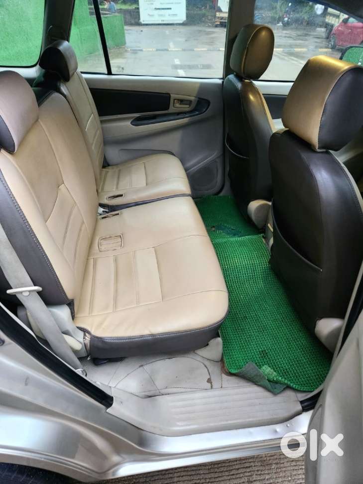 Toyota Innova 2.5 G4 Diesel 8-seater, 2011, Diesel