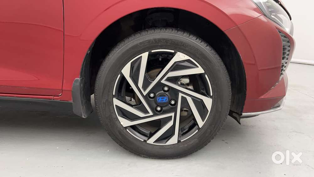 Hyundai New I20 1.2 Asta (o) Ivt, 2023, Petrol