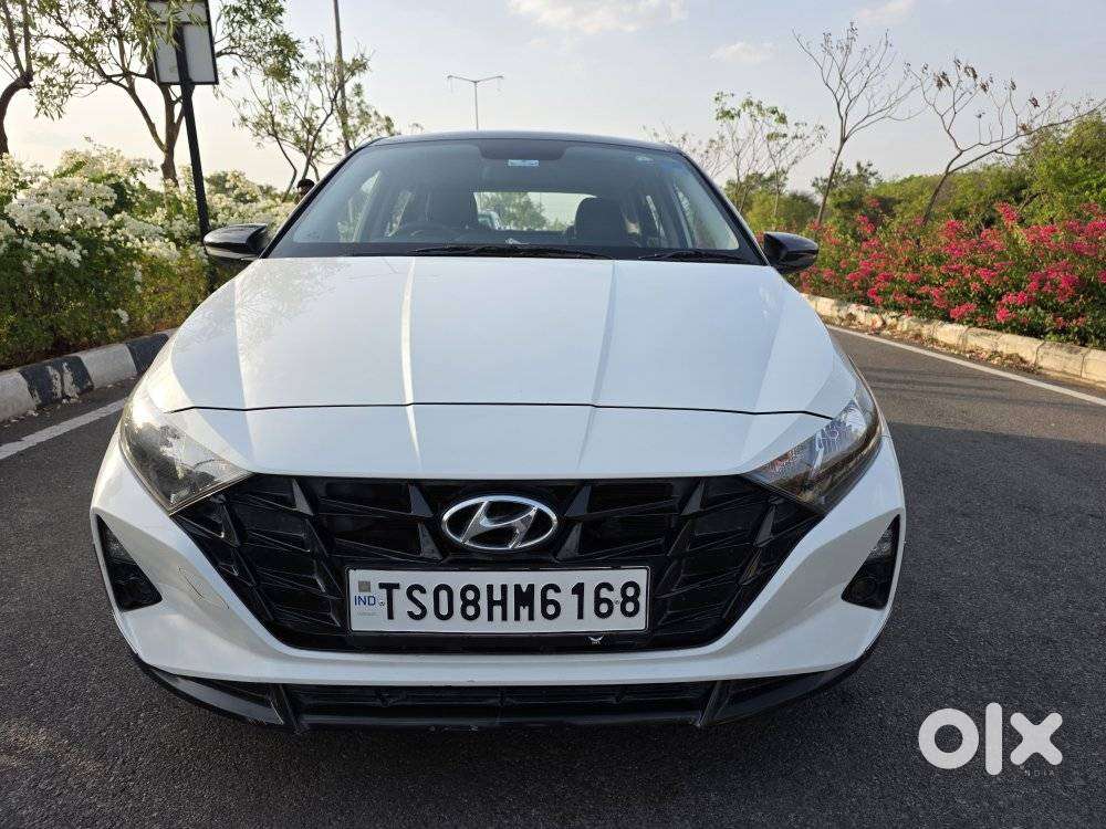 Hyundai I20 Sportz 1.2 Ivt Dual Tone, 2021, Petrol