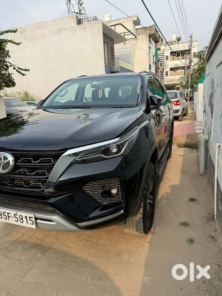 Toyota Fortuner, 2022