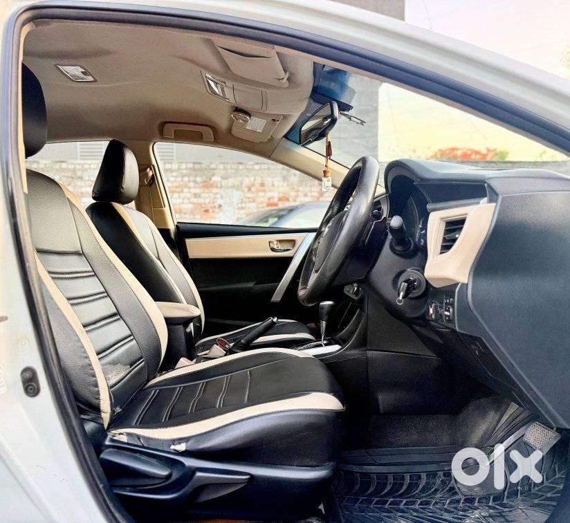 Toyota Corolla Altis 1.8 G, 2017, Petrol