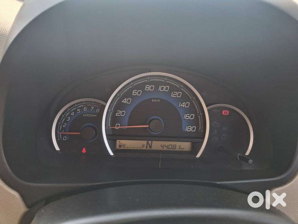Maruti Suzuki Wagon R Vxi Amt1.2, 2017, Petrol
