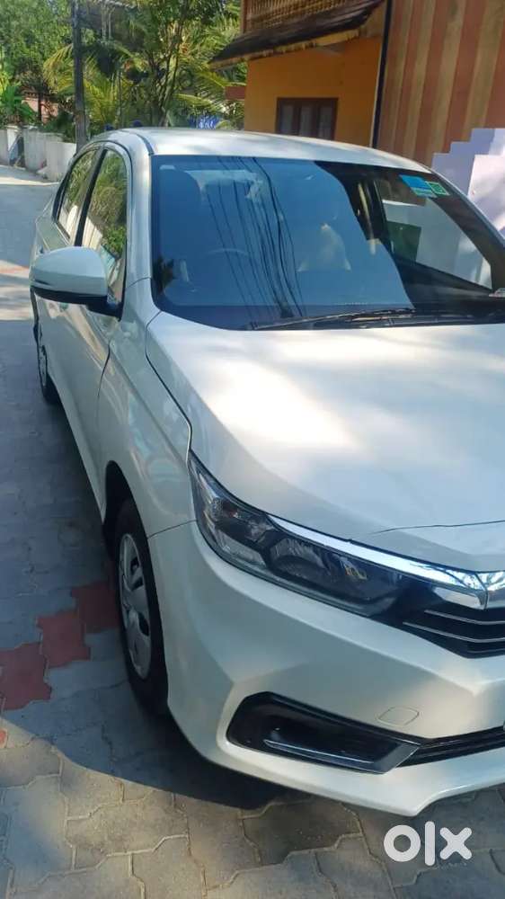 Honda Amaze 1.2 Petrol 2023 In Showroom Conditions