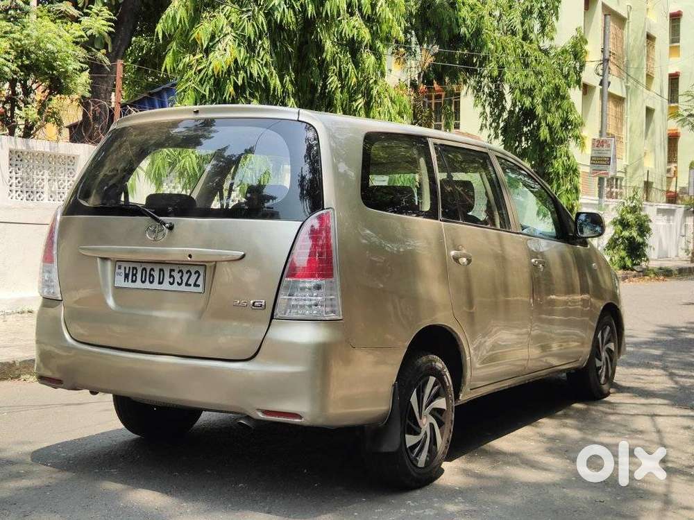 Toyota Innova 2009-2011 2.0 Vx 8 Str, 2010, Diesel