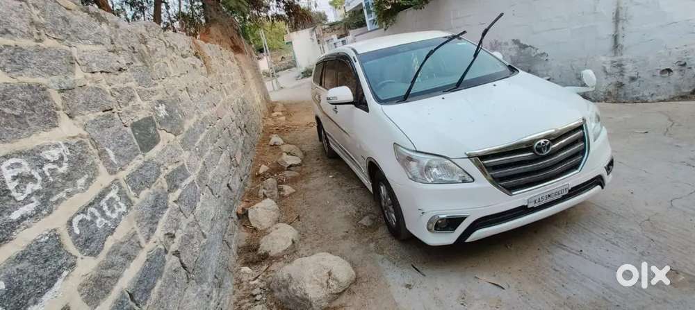 Innova White Colour
