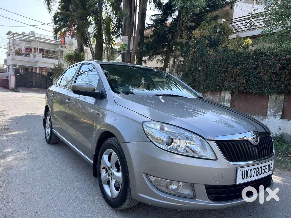 Doctor Driven Skoda Rapid 2014 Diesel Well Maintained