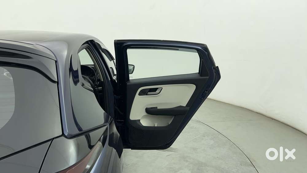 Tata Altroz Xz Plus (s) Diesel, 2023, Diesel