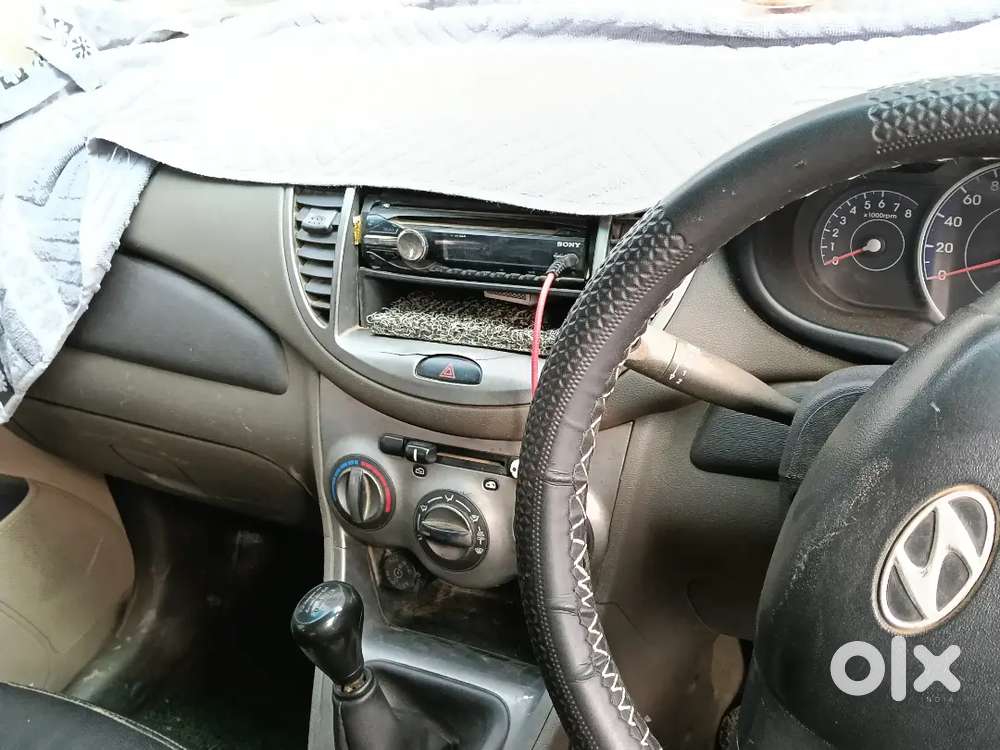 Hyundai I10 Sportz Petrol 2011