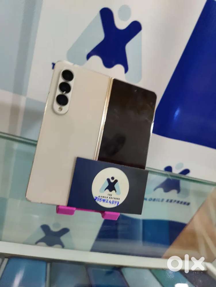 SAMSUNG GALAXY ZFOLD 4 1TB AVAILABLE AT LOWEST PRICE EVER Mobile