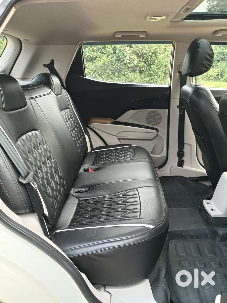 Mahindra Xuv300 W6, 2022, Petrol