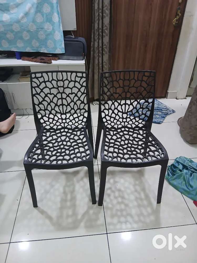 Designer chairs solid Item
