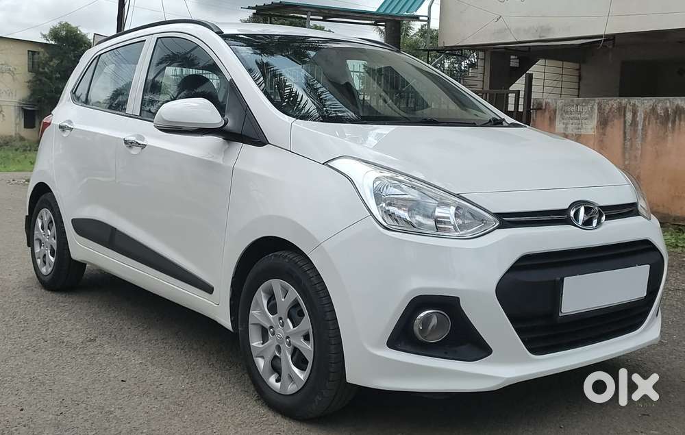Hyundai Grand I10 Sportz, 2014, Petrol