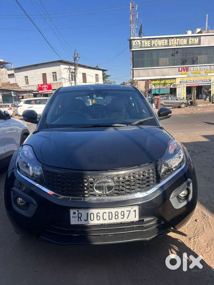 Tata Nexon (petrol/cng)