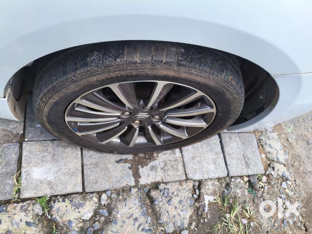 Maruti Suzuki Ciaz Smart Hybrid Alpha , 2019, Petrol