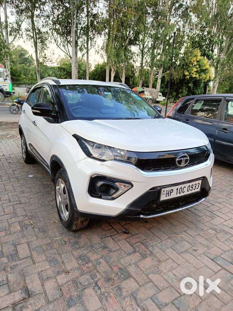 Tata Nexon 1.2 Revotron Xm (s), 2023, Petrol