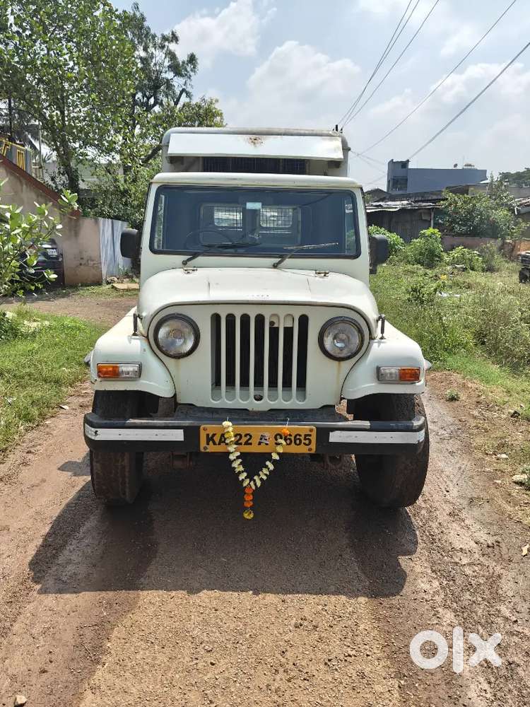 Mahindra Bolero Neo Plus 2003
