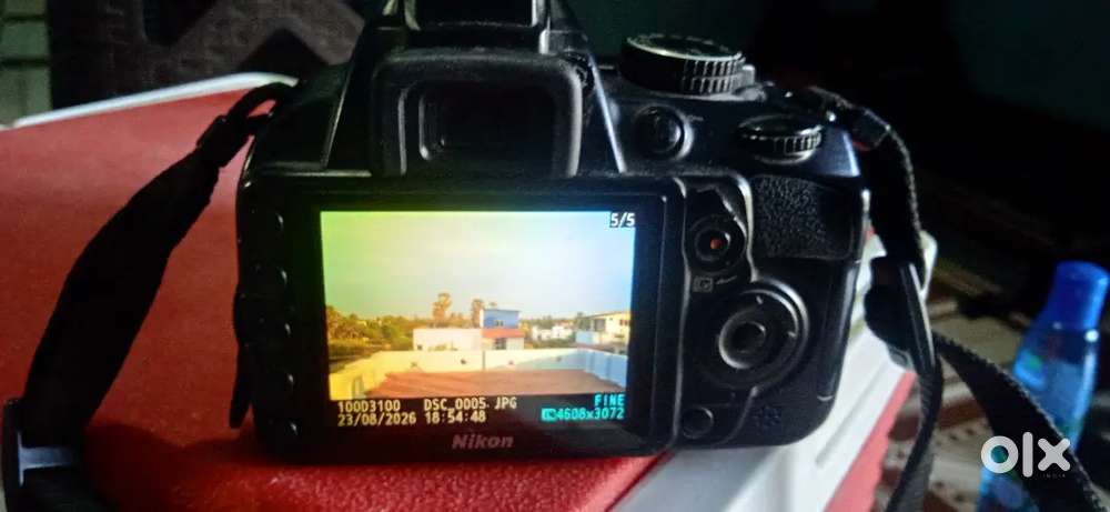 Nikon D3100