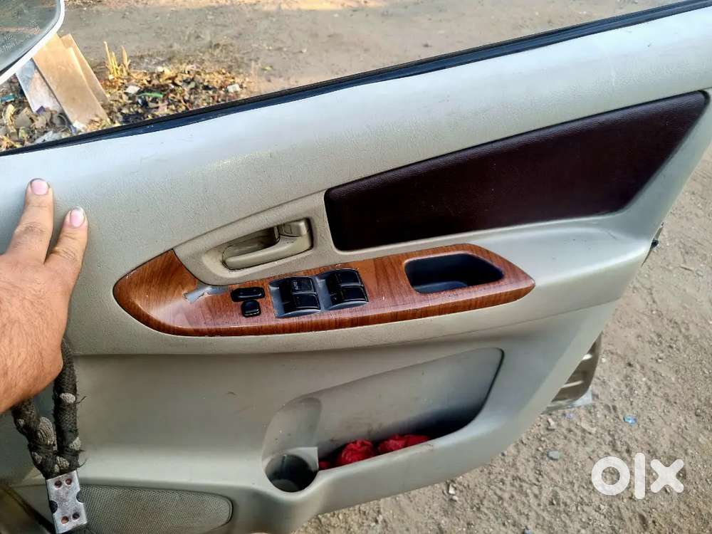 Toyota Innova 2009 Diesel Well Maintained