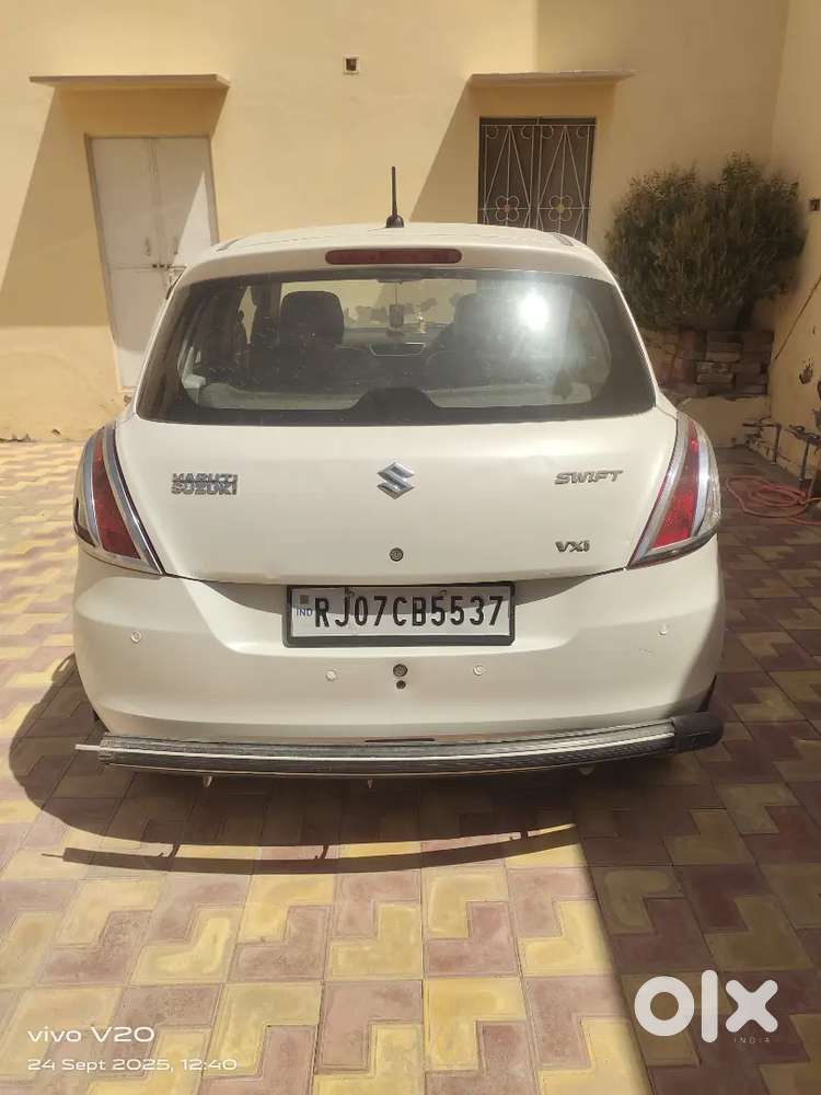 Maruti Suzuki Swift 2014 Petrol Good Condition Neye Tayar New Betri