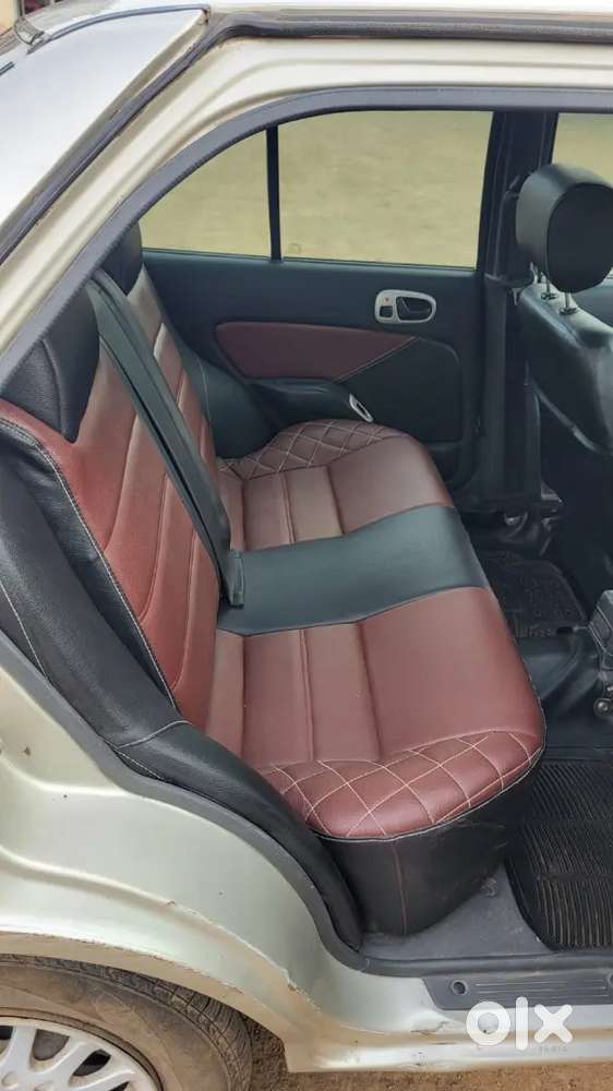 Maruti Suzuki Esteem 2004