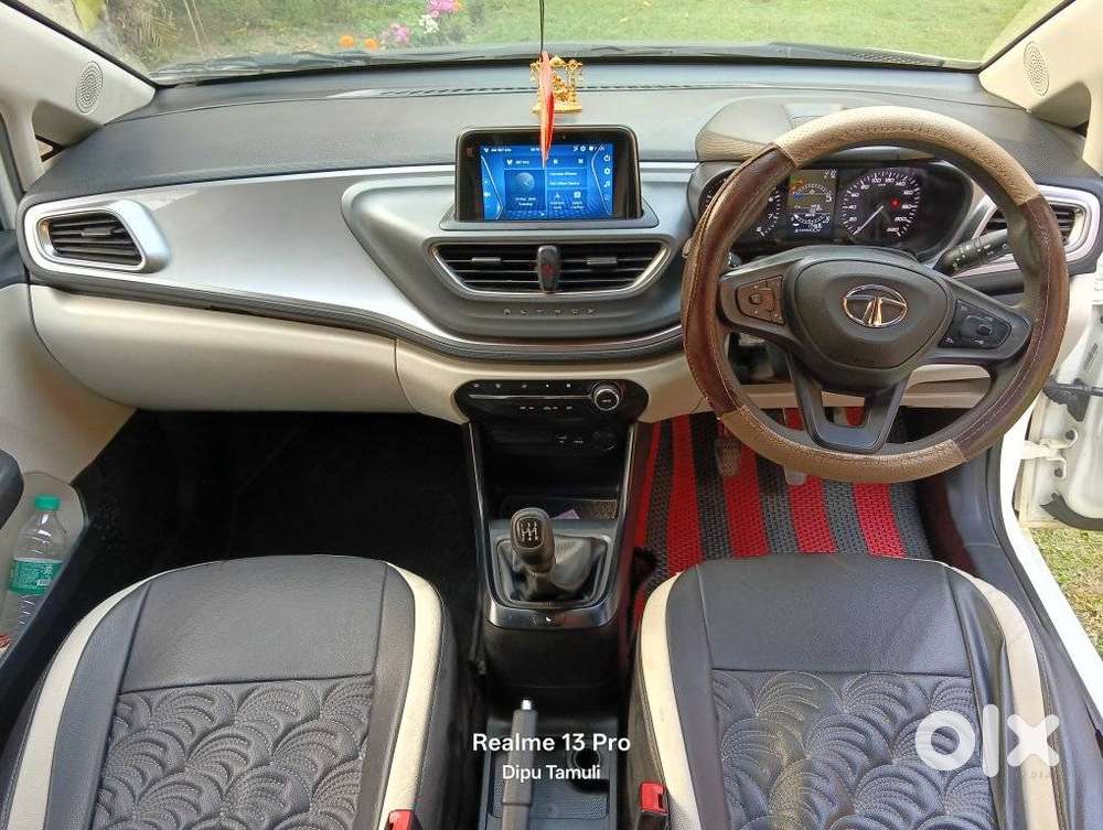 Tata Altroz 1.2 Xt, 2024, Petrol