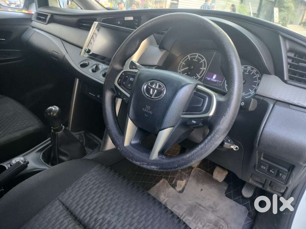 Toyota Innova Crysta 2.4 G Mt 8s, 2021, Diesel
