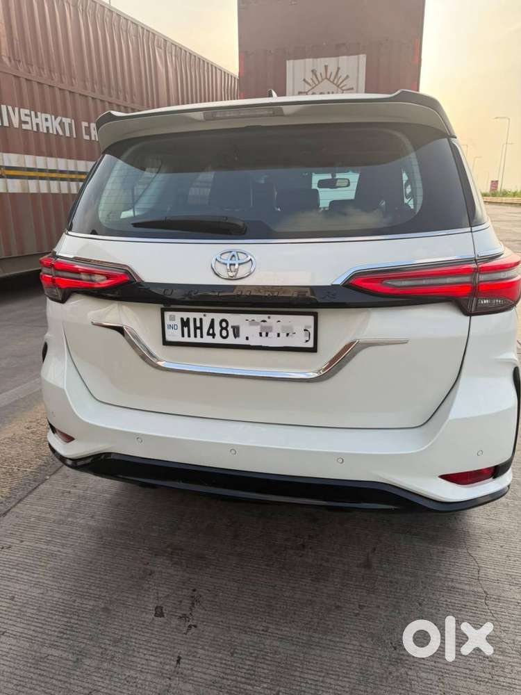 Toyota Fortuner Legender 2022 Diesel