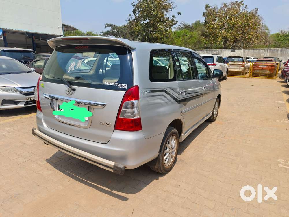 Toyota Innova 2012-2013 2.5 Vx (diesel) 8 Seater, 2012, Diesel