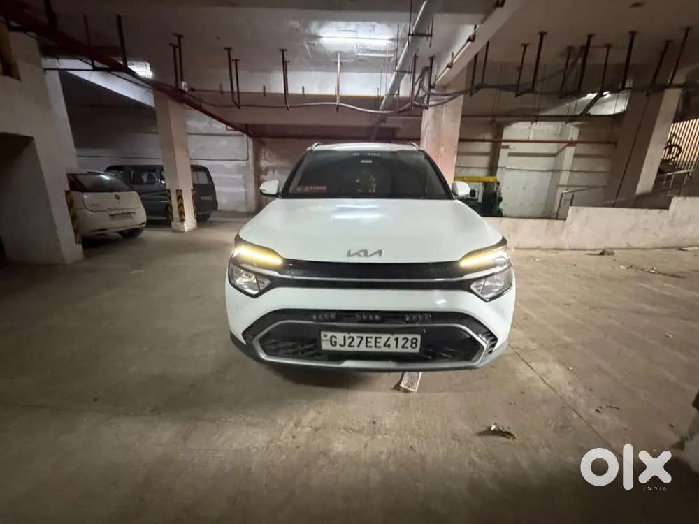Kia Carens Prestige (o) Petrol