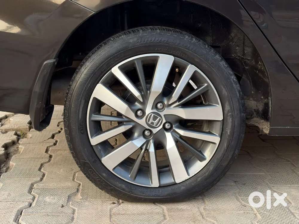 Honda City Zx 2020 October Petrol/cng Sale