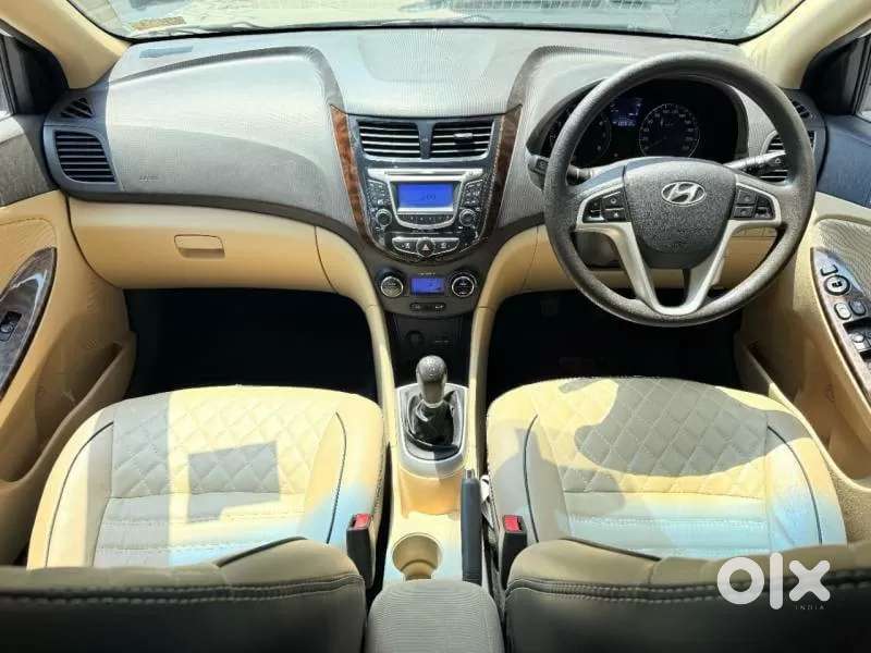 Hyundai Verna Fluidic 1.6 Vtvt Sx, 2015, Petrol