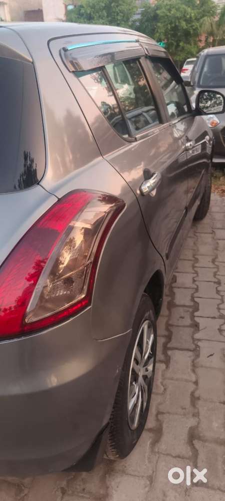 Maruti Suzuki Swift 2018 Cng & Hybrids Good Condition