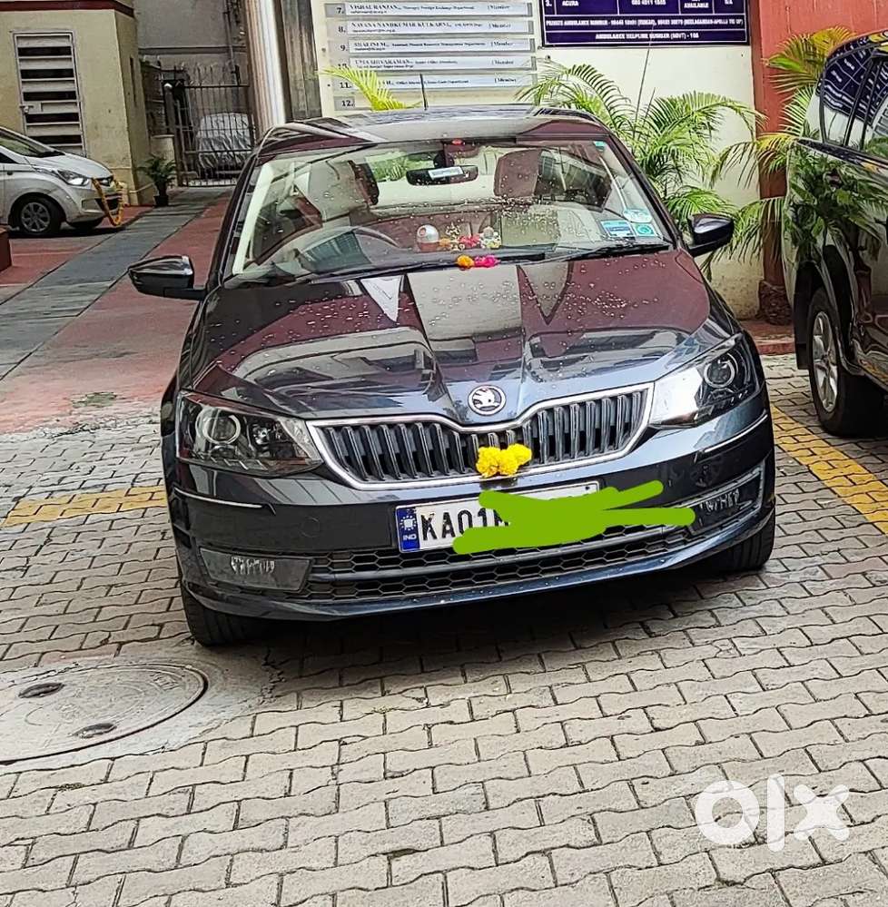 Skoda Rapid Style Plus 2018 Company Service Record