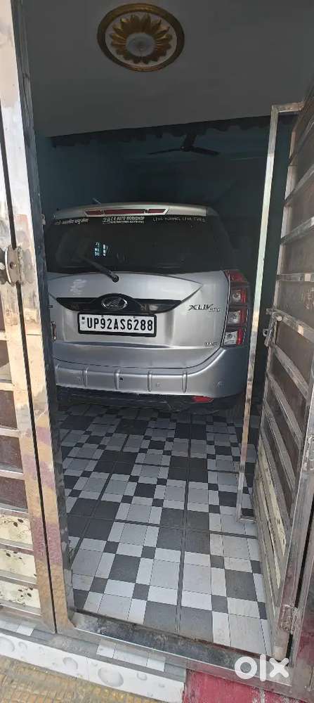 Mahindra Xuv500 2016 Diesel 900000 Km Driven