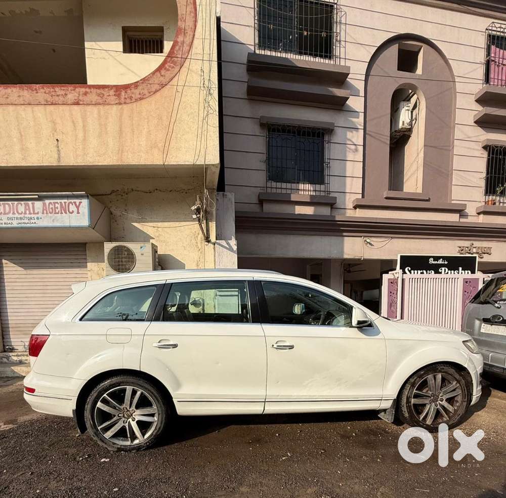 Audi Q7 2013 Diesel 66000 Km Driven