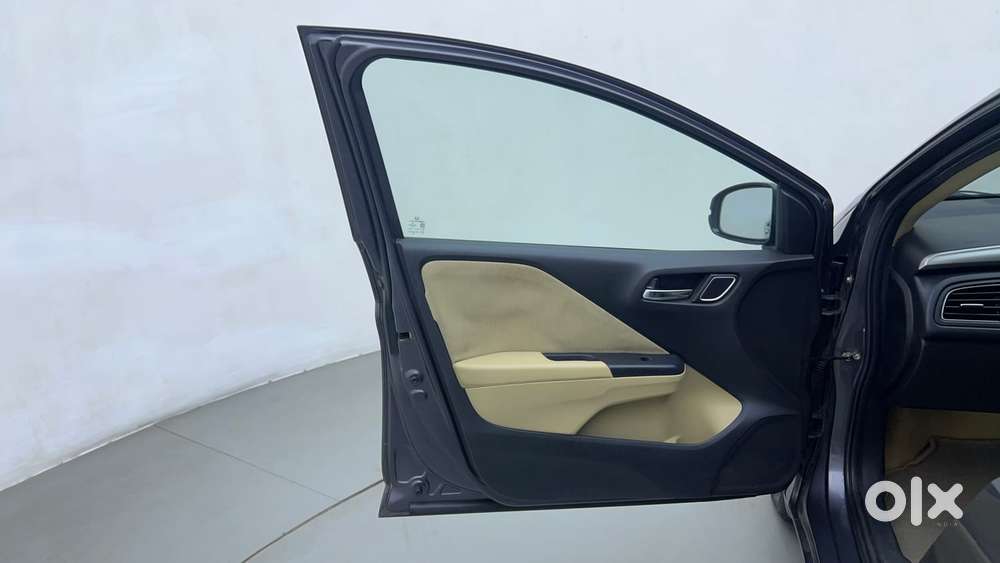 Honda City I-vtec V, 2018, Petrol
