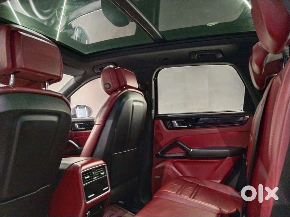 Porsche Cayenne Base, 2022, Petrol