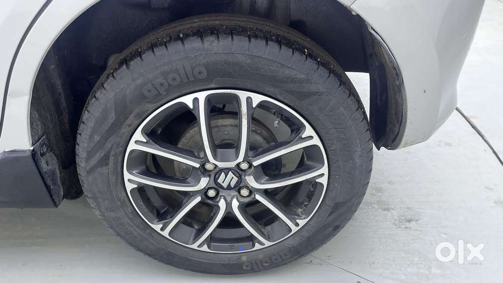 Maruti Suzuki Swift Zxi Plus, 2023, Petrol