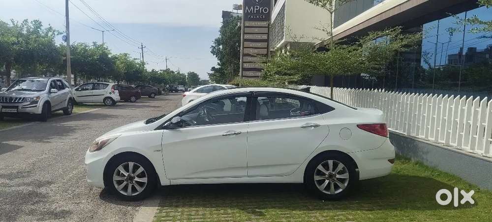 Hyundai Verna Crdi 2012 Diesel Manual