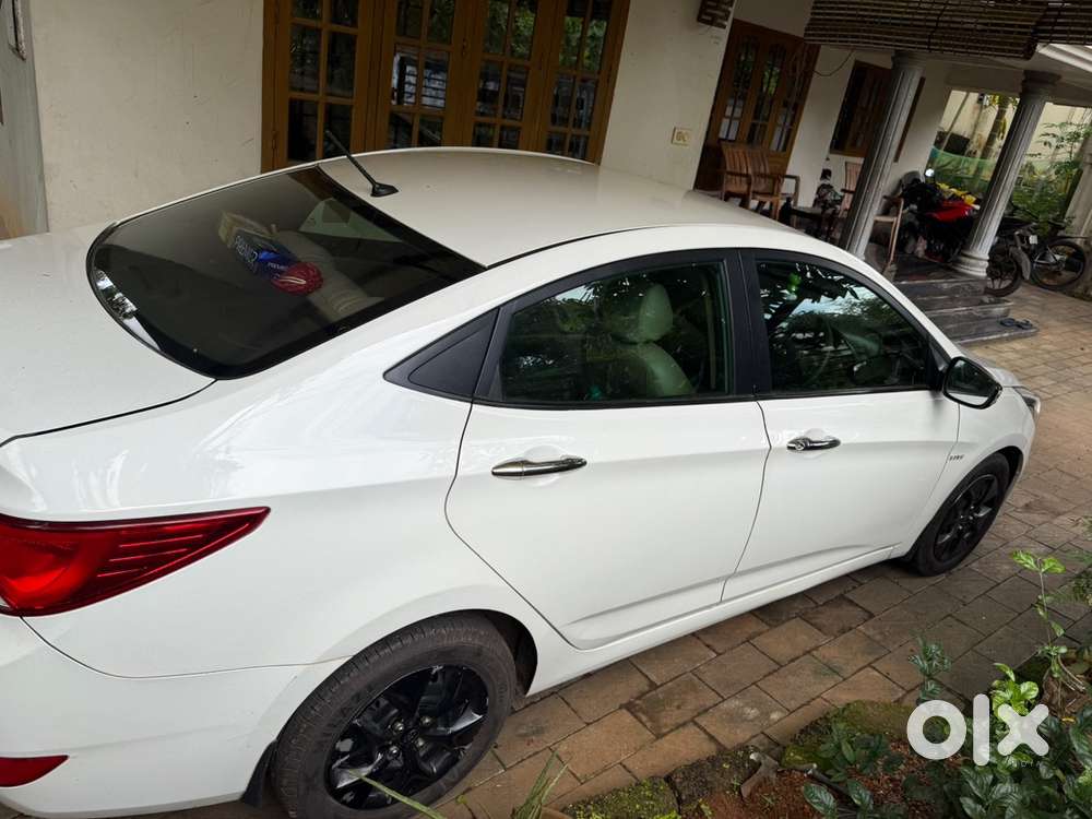 Hyundai Verna Fluidic Petrol Manual 2016